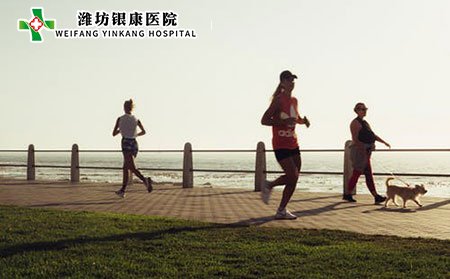 寶寶濕疹反復(fù)發(fā)作的原因?癥狀有哪些?